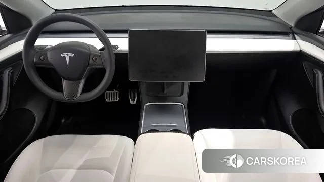 Tesla Model Y id 3580933 из Кореи 17