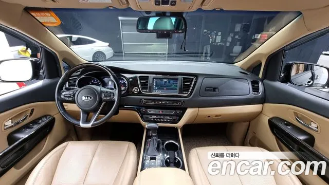 Kia The New Carnival id 2755064 из Кореи 17