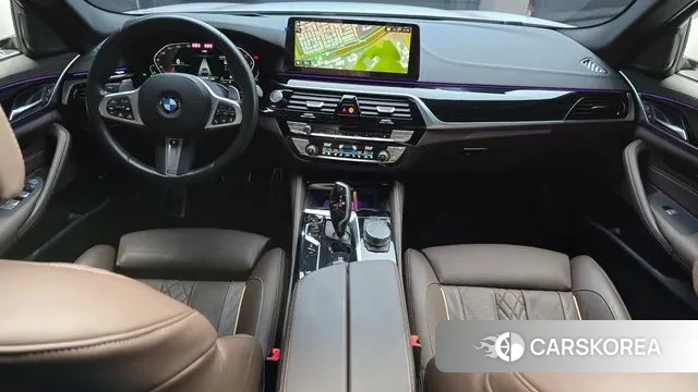 BMW 5 Series (G30) id 3776645 из Кореи 17