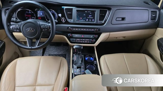 Kia The New Carnival id 4543318 из Кореи 17