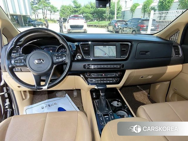 Kia The New Carnival id 4900431 из Кореи 17