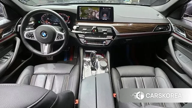 BMW 5 Series (G30) id 3335194 из Кореи 17