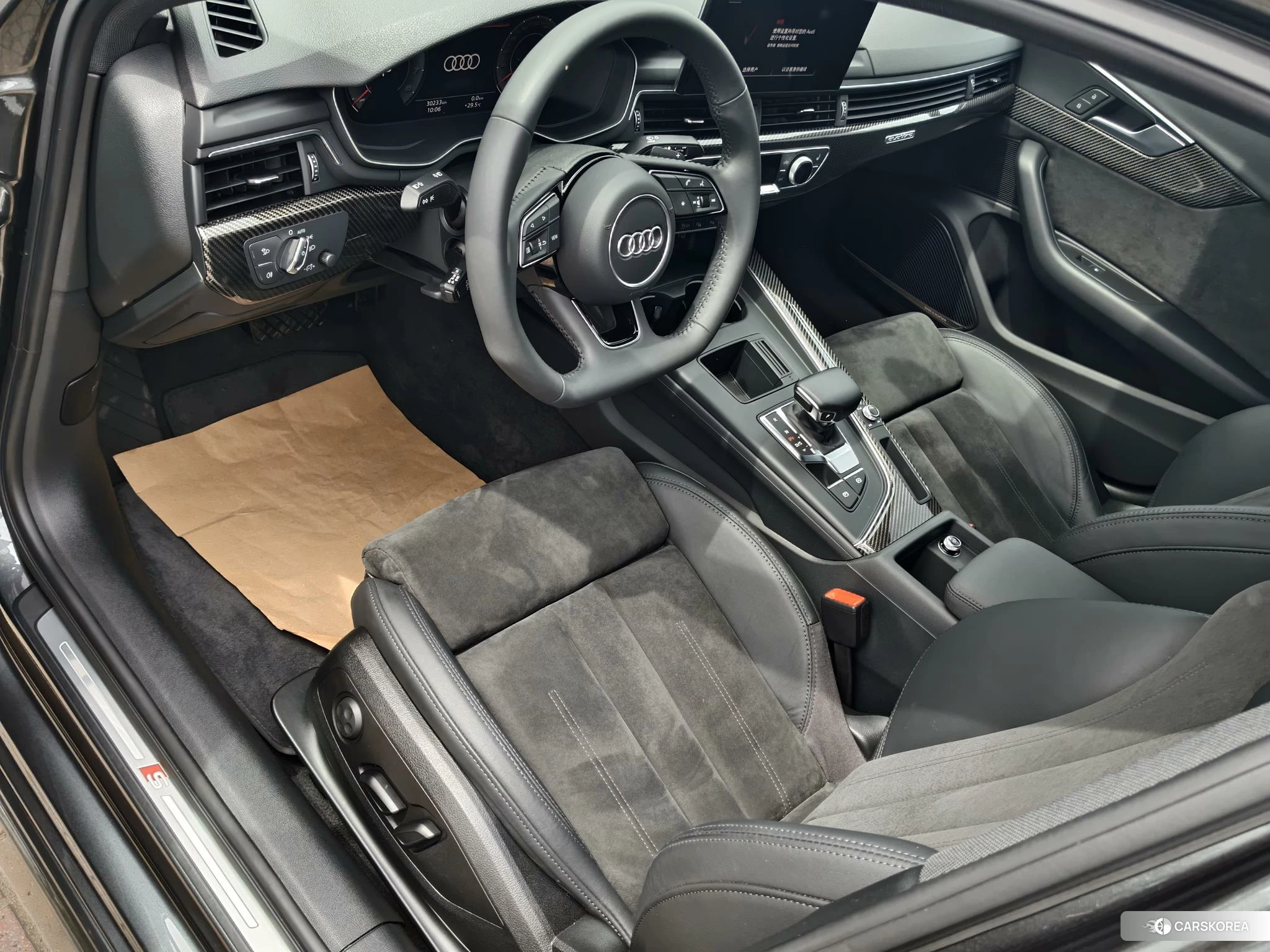 Audi A4L id 4419497 из Китая 10