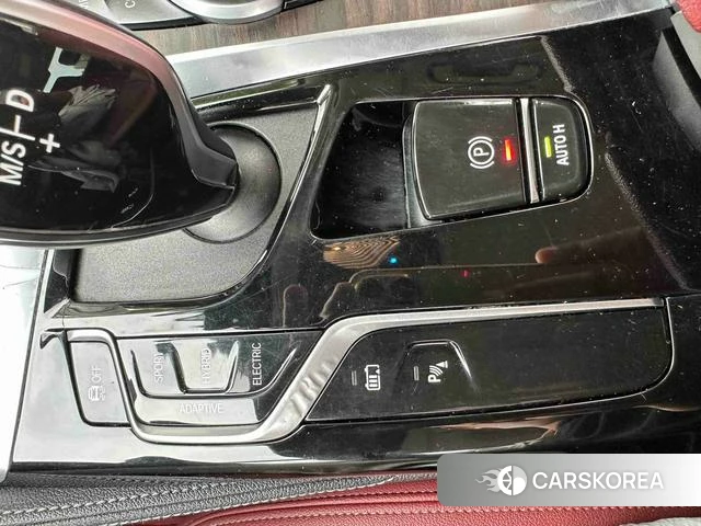 BMW 5 series PHEV id 4257100 из Китая 11