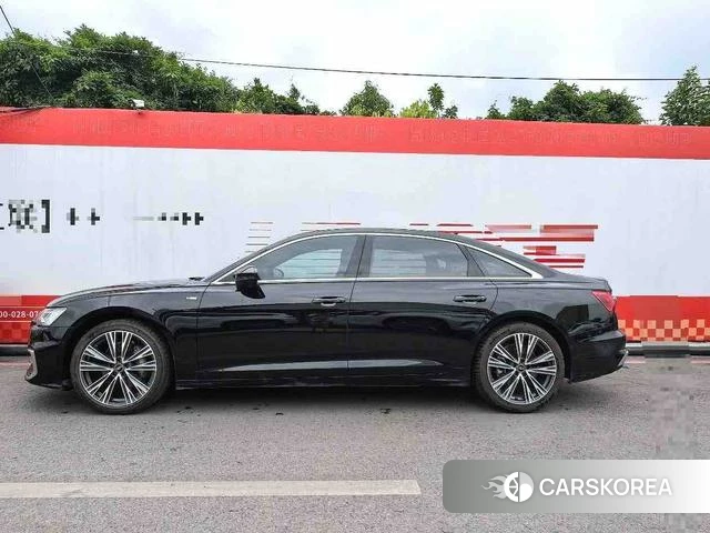 Audi A6L id 4374675 из Китая 7