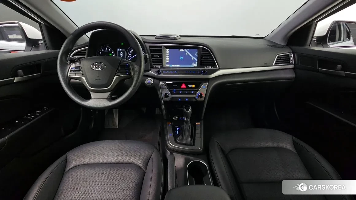 Hyundai Avante AD id 1716959 из Кореи 17