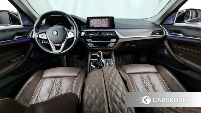 BMW 5 Series (G30) id 3692114 из Кореи 17