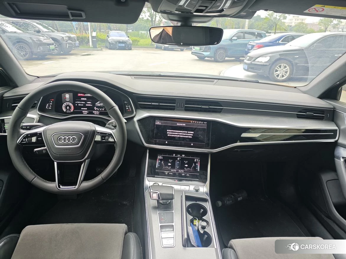 Audi A6L id 4468067 из Китая 7