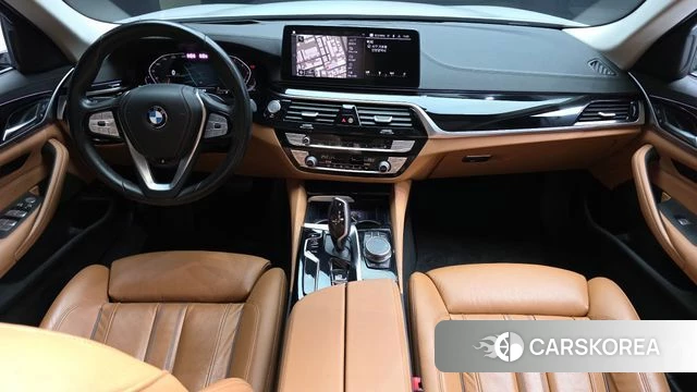 BMW 5 Series (G30) id 3818933 из Кореи 17