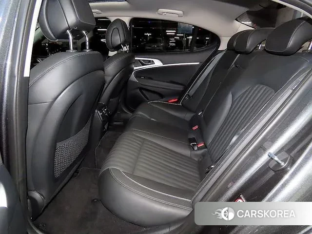 Genesis G70 id 3429272 из Кореи 17