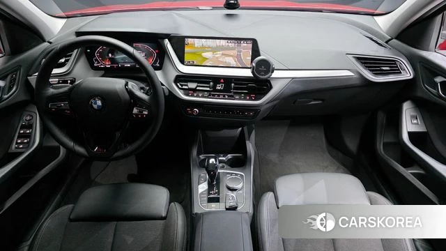 BMW 1 Series (F40) id 3860913 из Кореи 17