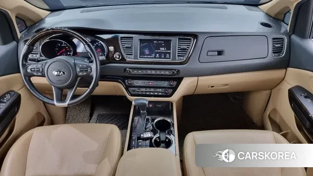 Kia The New Carnival id 2902752 из Кореи 17