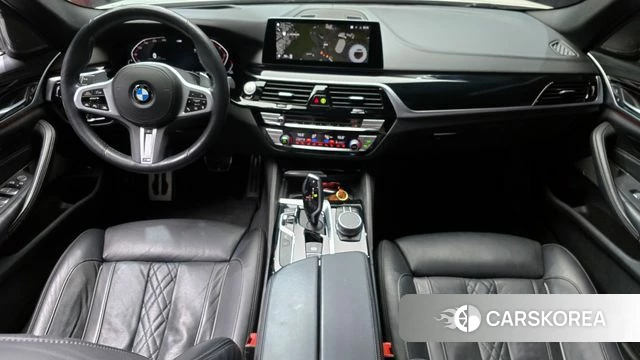 BMW 5 Series (G30) id 3898993 из Кореи 17