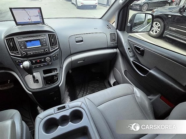 Hyundai The New Grand Starex id 4587269 из Кореи 16