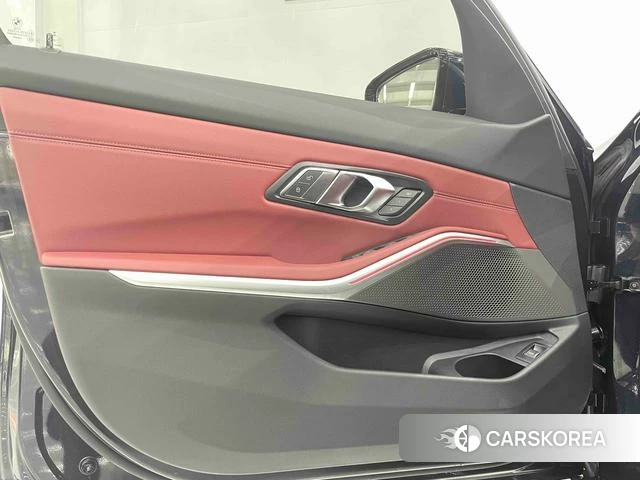 BMW 3 series id 4289983 из Китая 19
