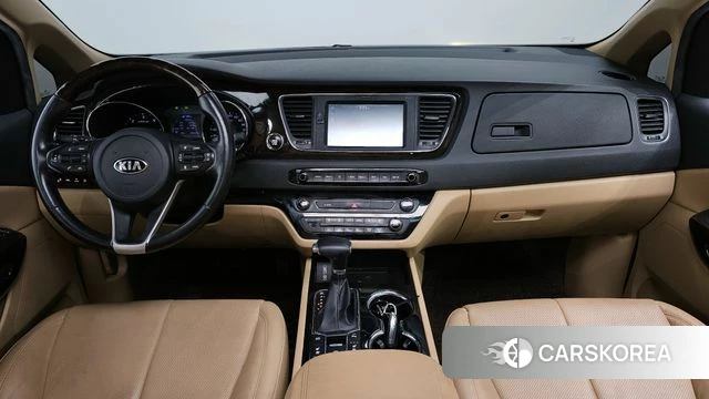 Kia The New Carnival id 4397601 из Кореи 17