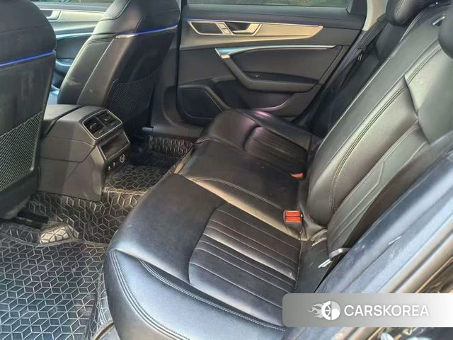 Audi A6L id 4276757 из Китая 10