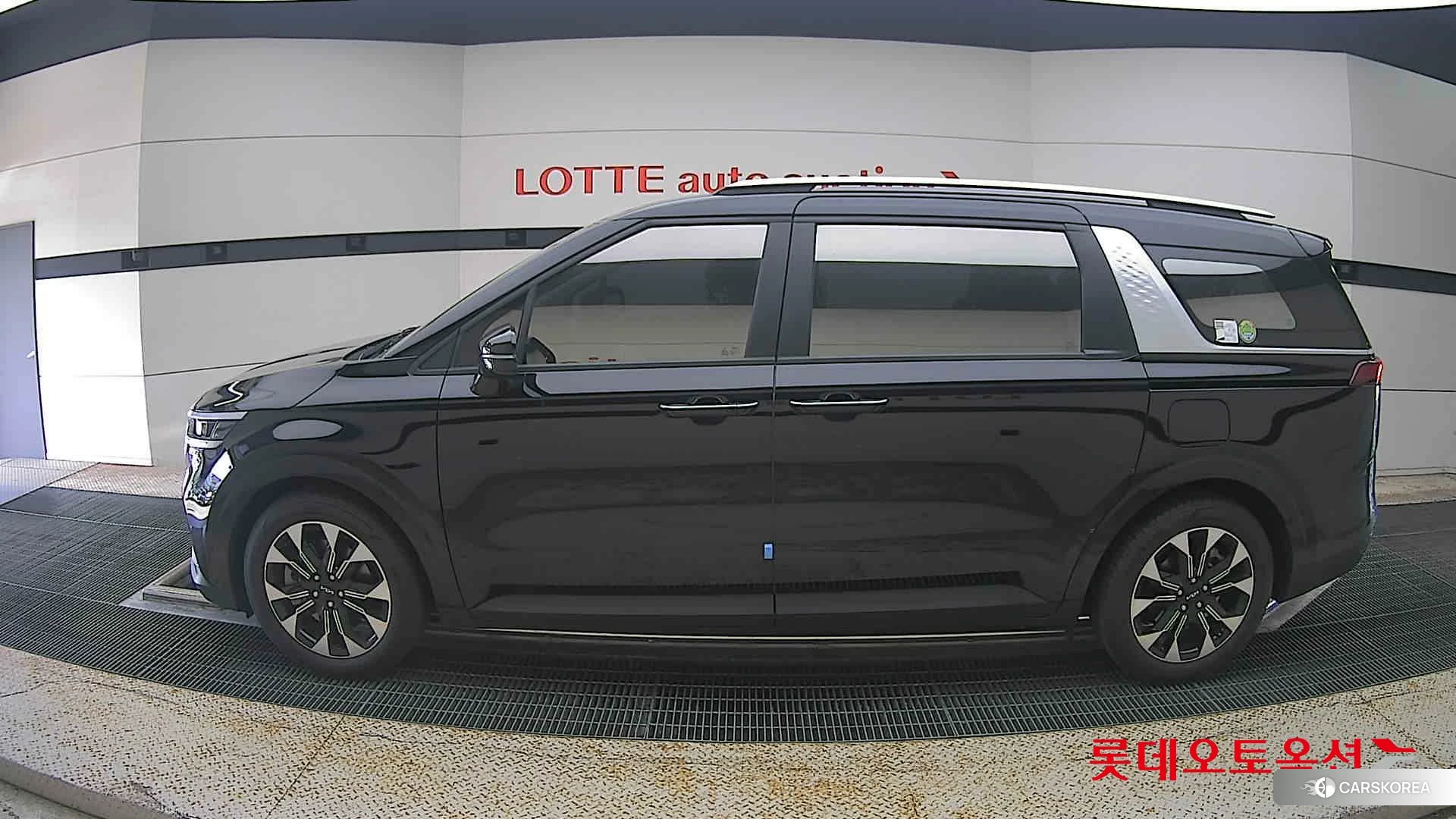 Kia Carnival id 4902478 из Кореи 33