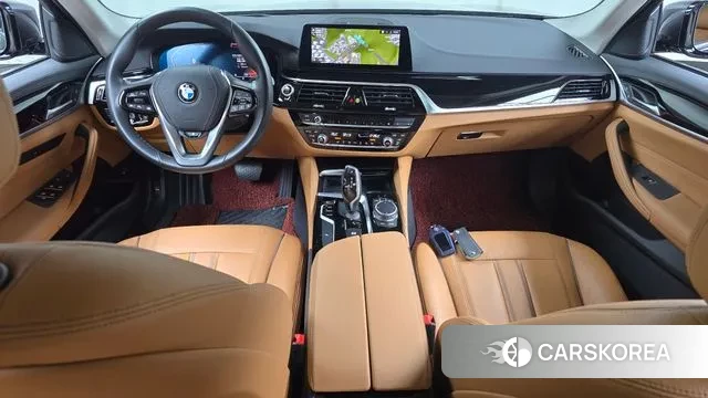 BMW 5 Series (G30) id 3525786 из Кореи 17