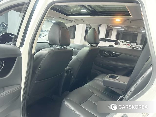 Nissan Qijun id 3902281 из Китая 18
