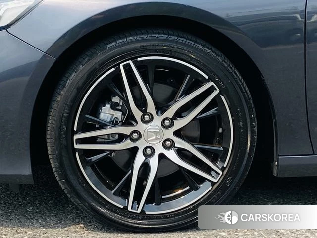 Honda Accord id 4278629 из Китая 23