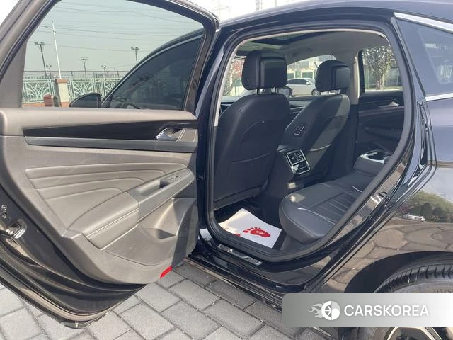 Volkswagen Passat id 4259797 из Китая 25