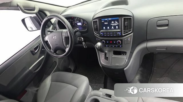 Hyundai The New Grand Starex id 4581091 из Кореи 25