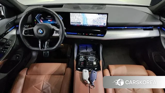 BMW 5 Series (G60) id 3015938 из Кореи 17