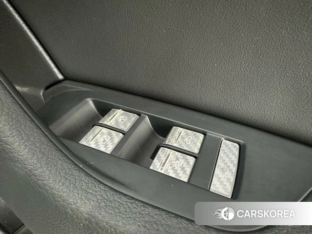 Audi A6L id 4275810 из Китая 20
