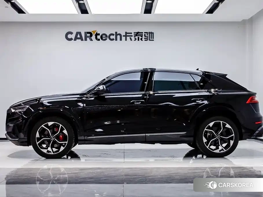 Audi Q8 id 4599756 из Китая 38