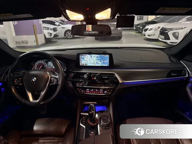 BMW 5 Series (G30) id 3553029 из Кореи 17