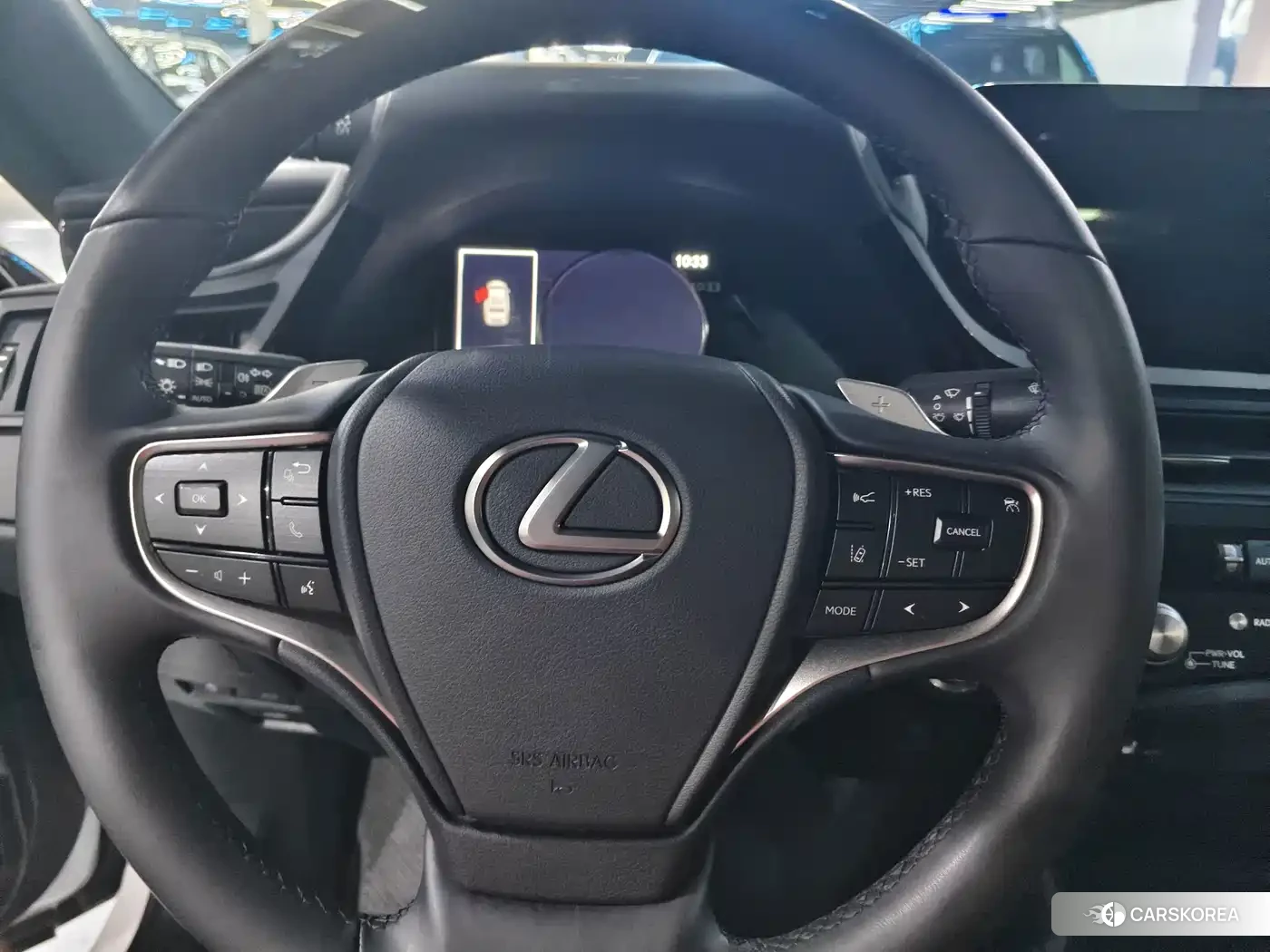 Lexus ES id 4601782 из Китая 16
