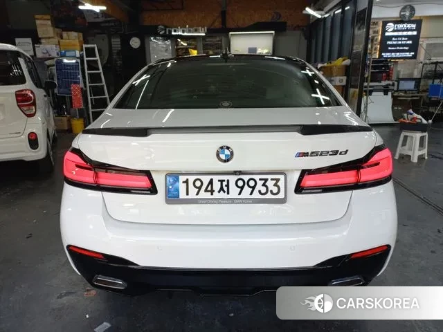 BMW 5 Series (G30) id 3335529 из Кореи 17