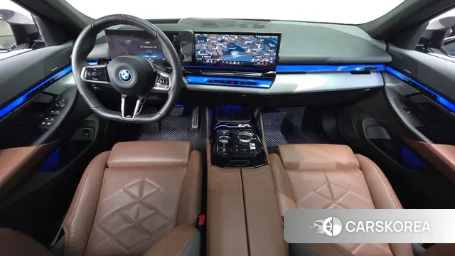 BMW i5 (G60) id 2899918 из Кореи 17