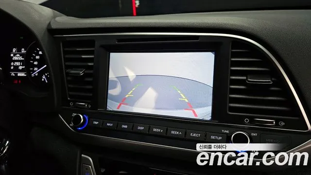 Hyundai Avante AD id 2692204 из Кореи 17