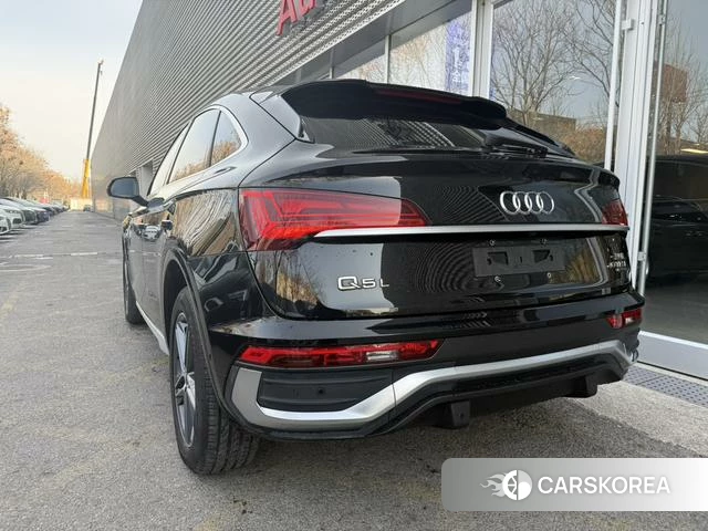 Audi Q5L Sportback id 4253190 из Китая 7