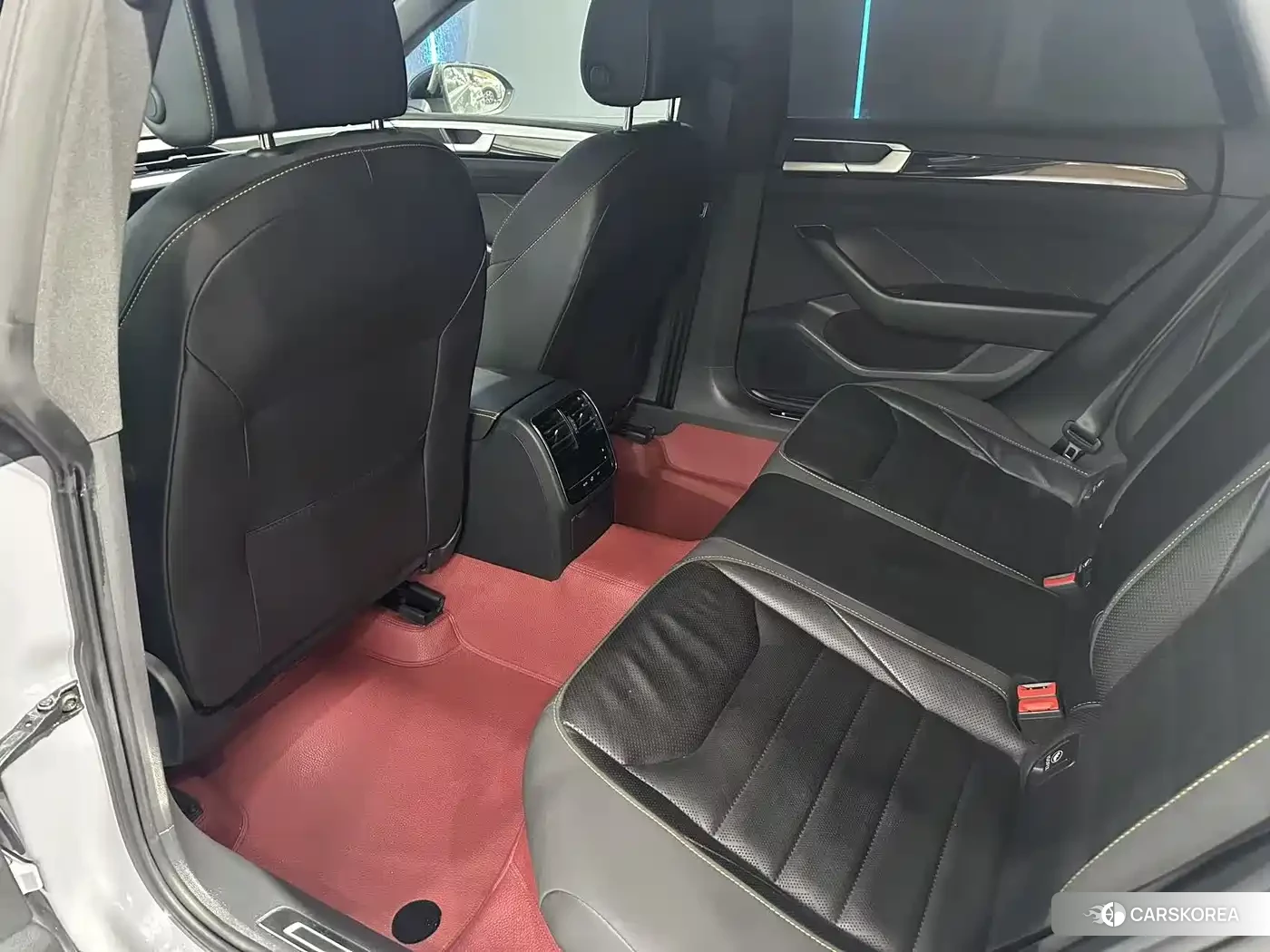 Volkswagen FAW-Volkswagen CC id 4554003 из Китая 9