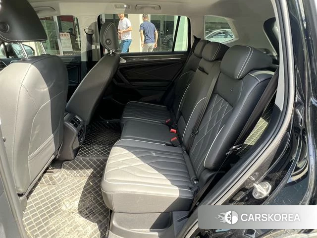 Volkswagen Tiguan L id 4300920 из Китая 19