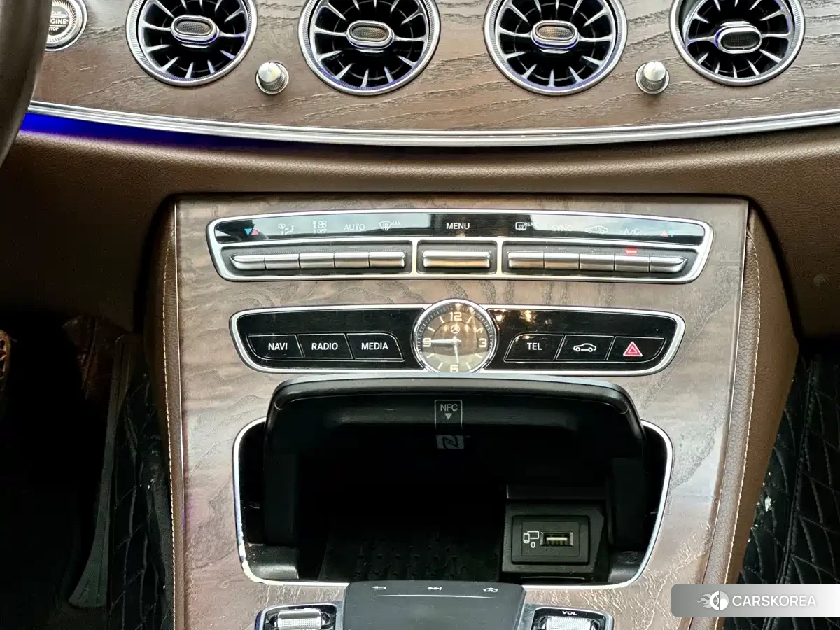 Mercedes-Benz E-Class id 4576830 из Китая 13