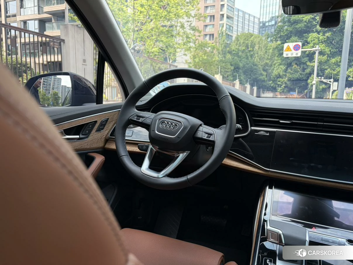Audi Q7 id 4454091 из Китая 24