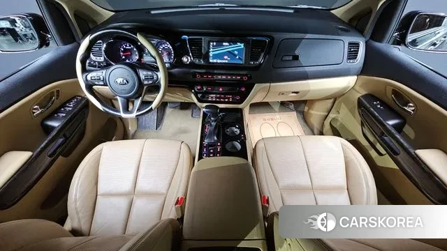 Kia The New Carnival id 3617011 из Кореи 17