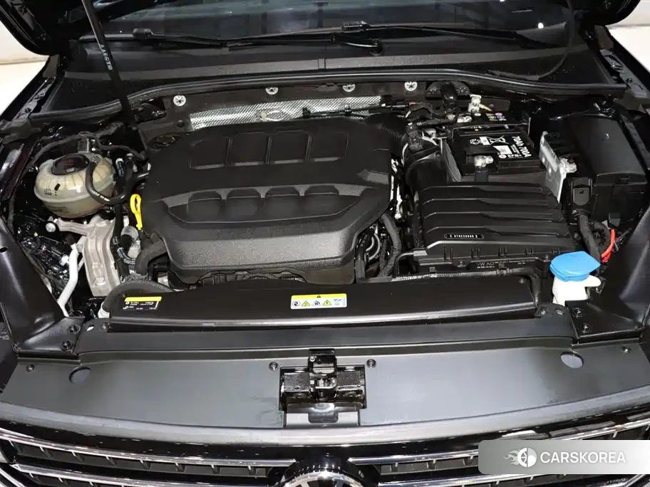 Volkswagen Magotan id 4589544 из Китая 17