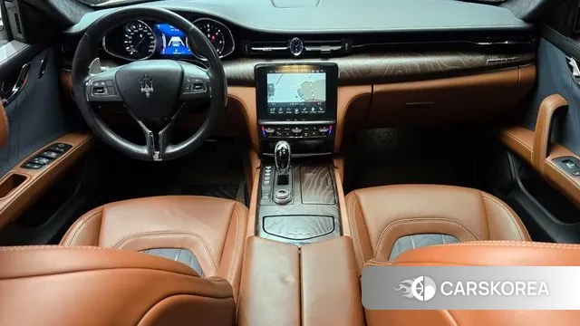 Maserati Quattroporte id 3107278 из Кореи 17