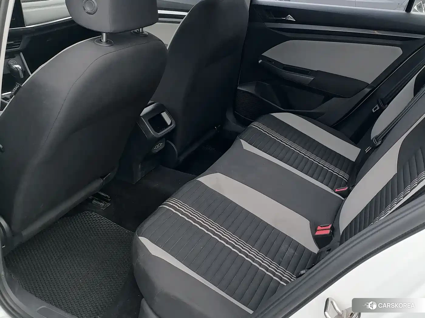 Volkswagen Bora id 4548414 из Китая 7