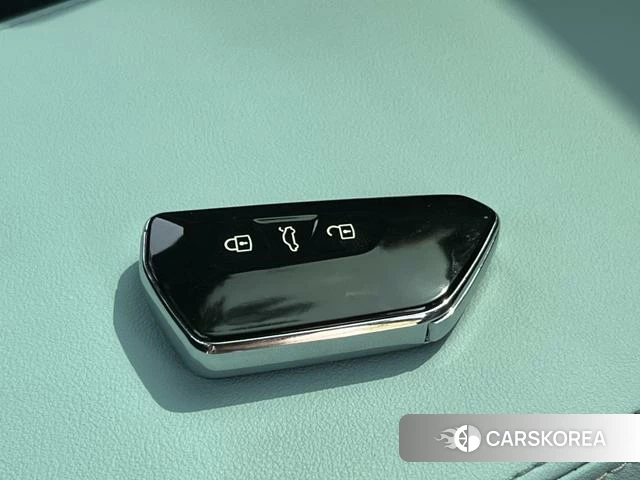 Volkswagen ID.4 X id 4366137 из Китая 15