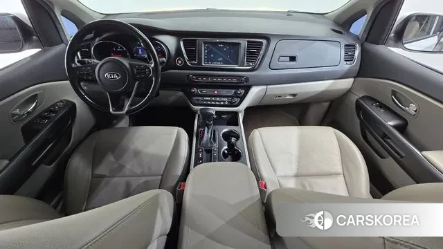 Kia The New Carnival id 3552278 из Кореи 17