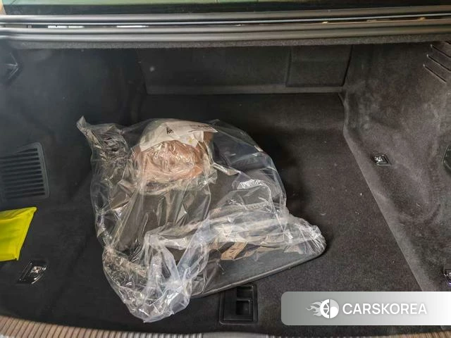 Audi A8 id 4333951 из Китая 22