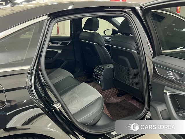 Audi A6L id 4263678 из Китая 15