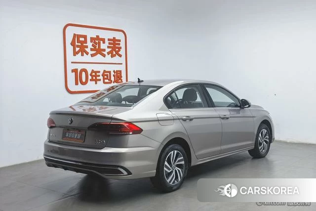 Volkswagen Bora id 4273932 из Китая 9