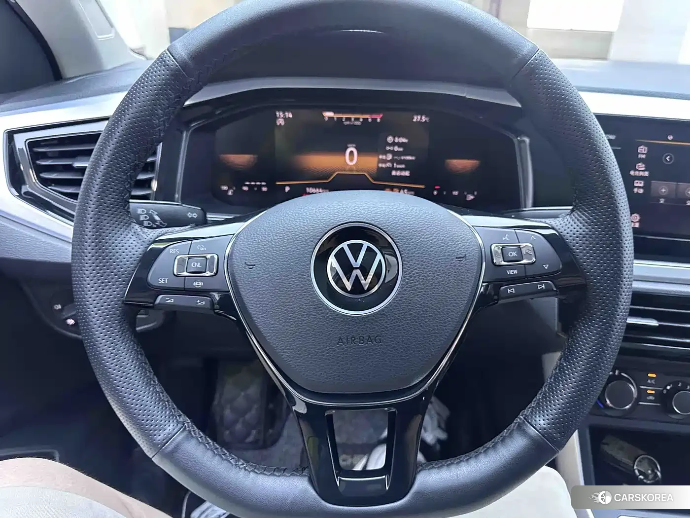 Volkswagen Polo id 4653743 из Китая 17